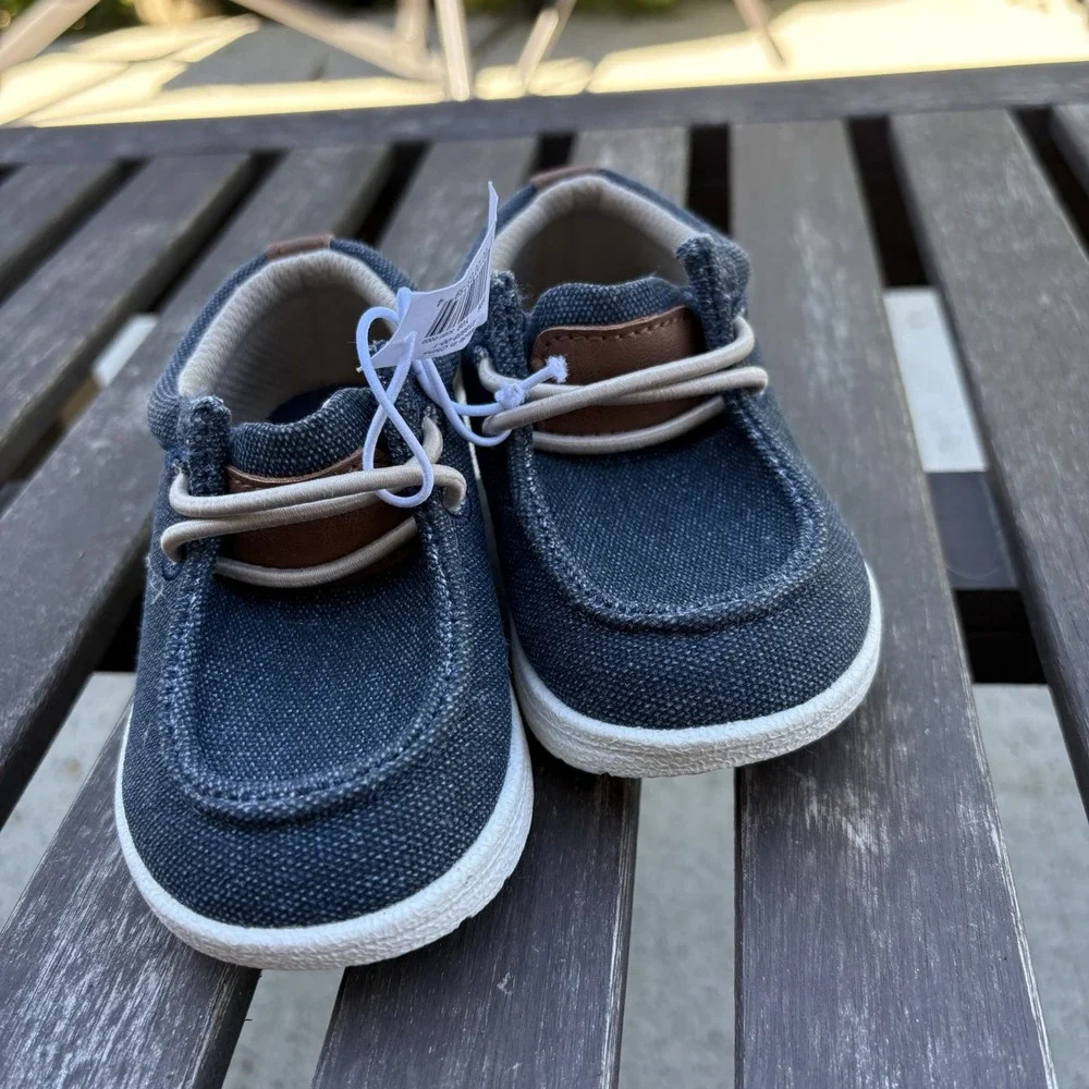 NWOB Old Navy Kids 6 Blue Loafer Shoes Preppy Canvas 416608-00-1